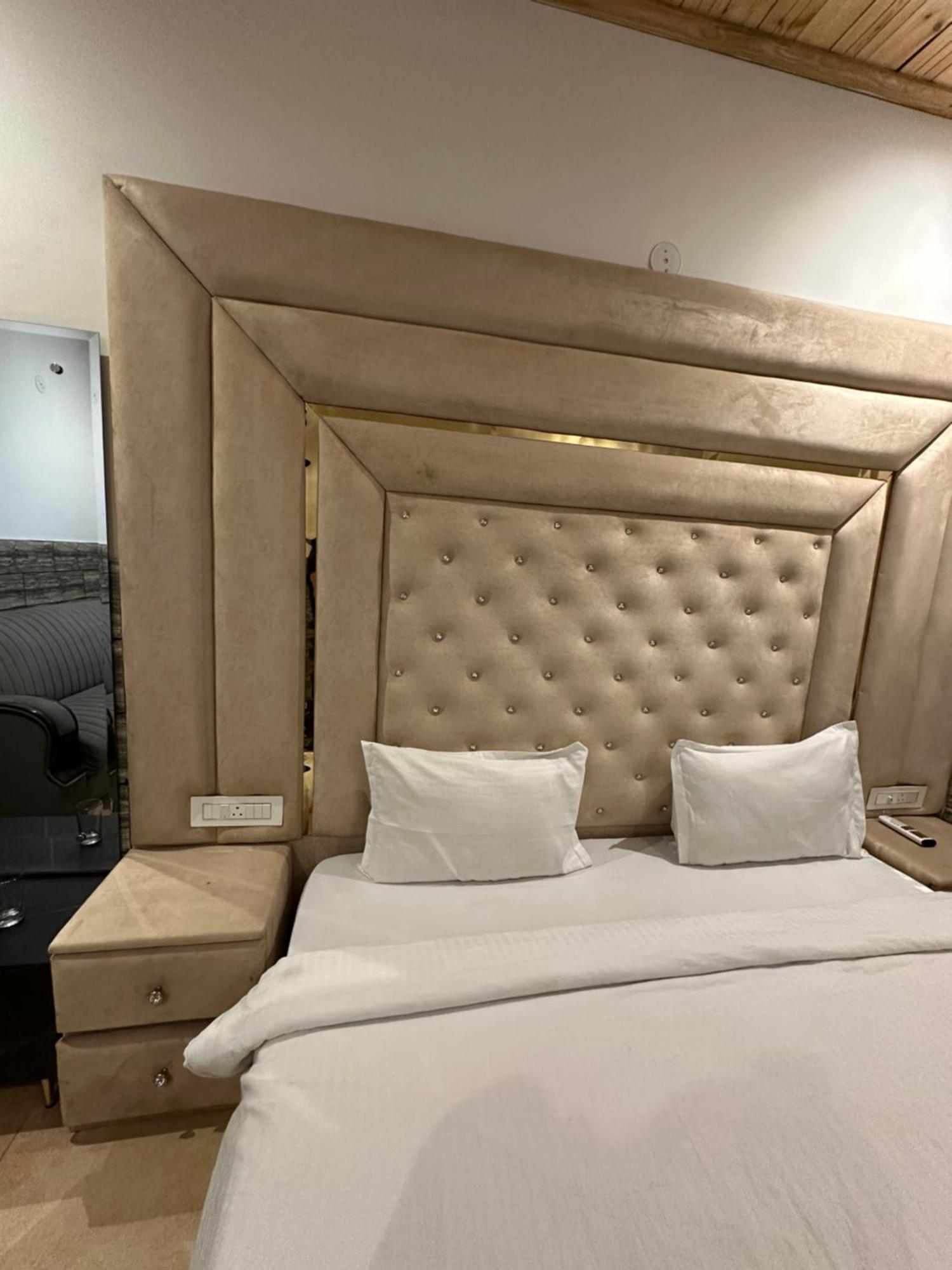 La Casca Experience 호텔 Zirakpur 외부 사진